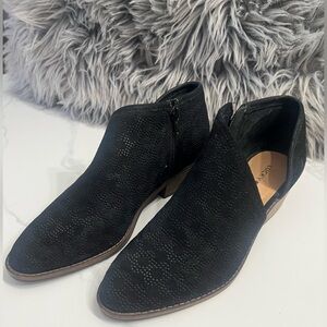 Lucky Brand  Black Booties in excellent condition size 8M